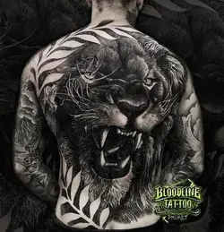 www.bloodlinetattoophuket.com