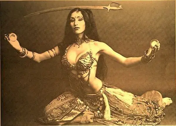 bigtimebellydance.tumblr.com