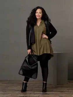 thecurvyfashionista.com