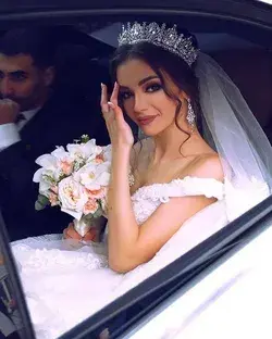 www.arabiaweddings.com