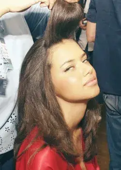 adriana-lima-lover.tumblr.com