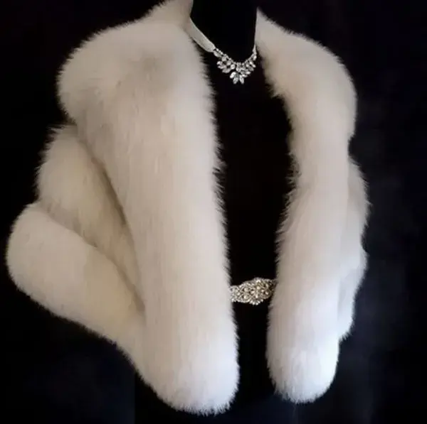 www.luxuryvintagegirl.com