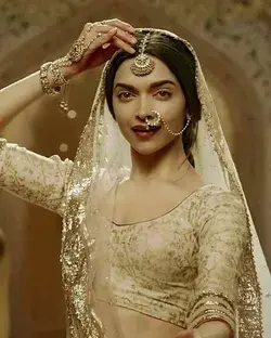 deepikapadukonee.tumblr.com