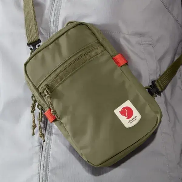 www.fjallraven.com