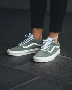 vans.com