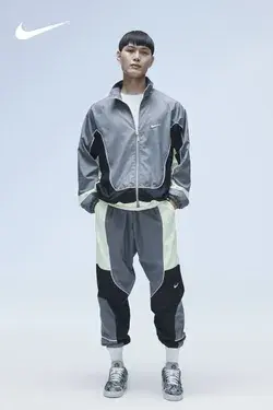 www.nike.com