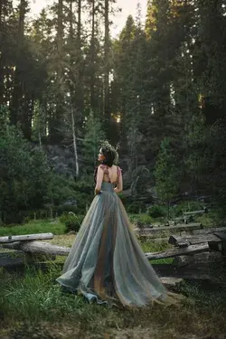 mountainsidebride.com