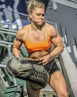 fuckyeahfemaleathletes.tumblr.com