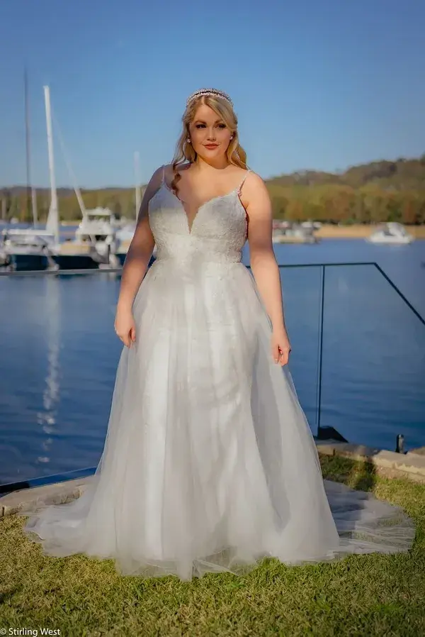 Devotion wedding dress - Diva Curves