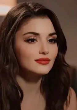 Hande Erçel