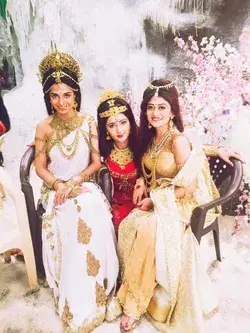 Tridevi offscreen 😁