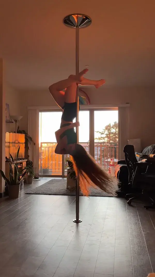 Intermediate Pole Combo: Pencil Spin - Aerial Invert - Butterfly - Brass Monkey - Lovehug