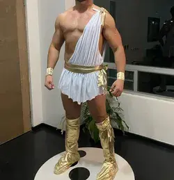 Dios griego traje