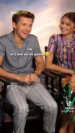 queen zendaya na knowing what she’s doing… Tom was totally distracted!