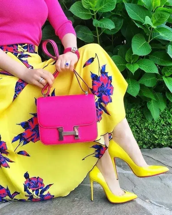 Beautiful yellow and pink outfit combination 