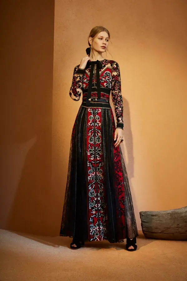 www.eliesaab.com