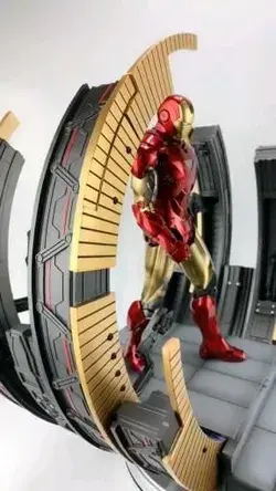 Iron Man Mark VI Sixth Scale Figure And Disarming station