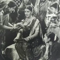 Marathi Royal Women In Otibharan Ceremony