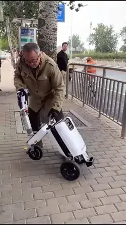 Innovative Mobility: 3-Wheel Electric Tricycle Scooter