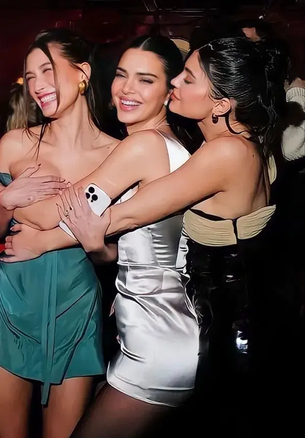 hailey bieber kendall jenner and kylie jenner