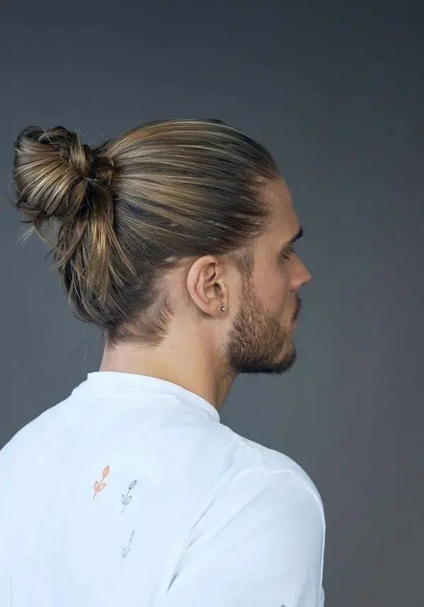 Men Bun hairstyle