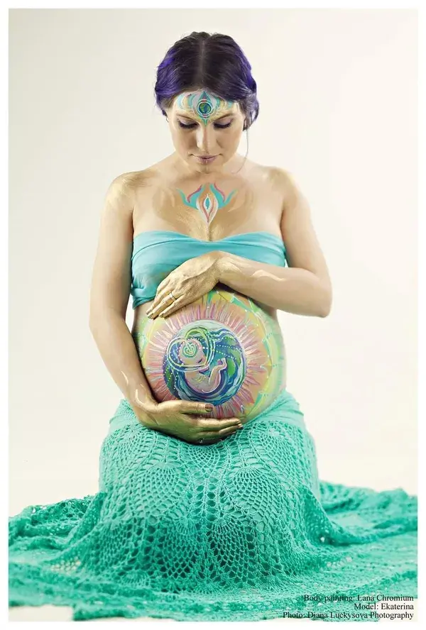 Maternity bodypainting by Lana Chromium in San Diego. 
❤🤰🤱
 maternity bodyart photo pose ideas 