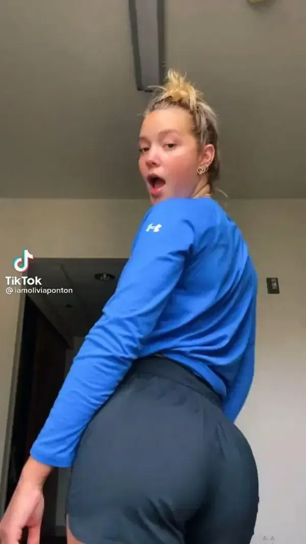 olivia:)(@iamoliviaponton) on TikTok: #ColorCustomizer