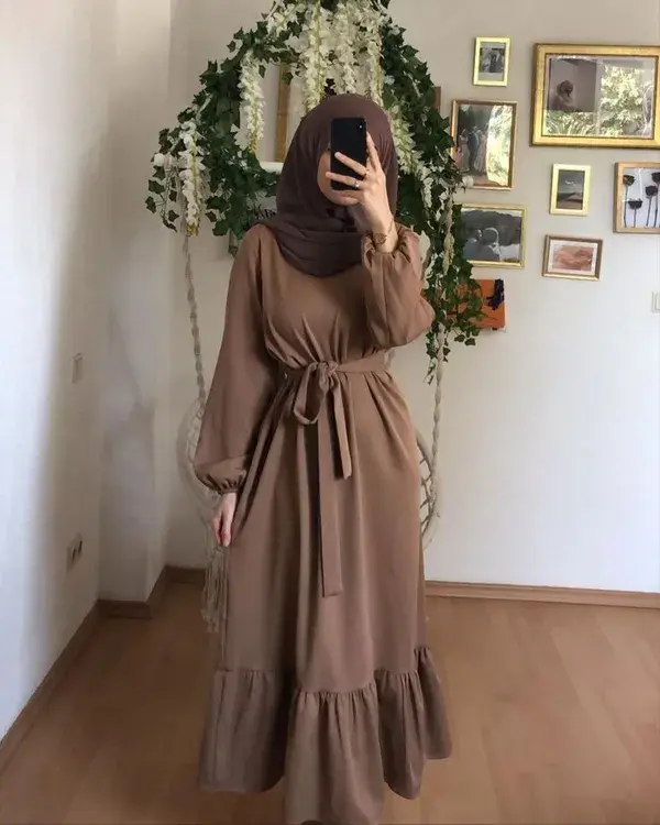 Brown dress