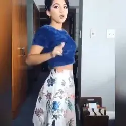 Isabela Moner Dancing