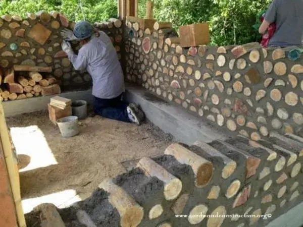 cordwoodconstruction.wordpress.com