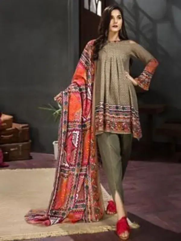 Buy Latest Winter Collection 2018 - 2019 in Pakistan | Limelight.PK
