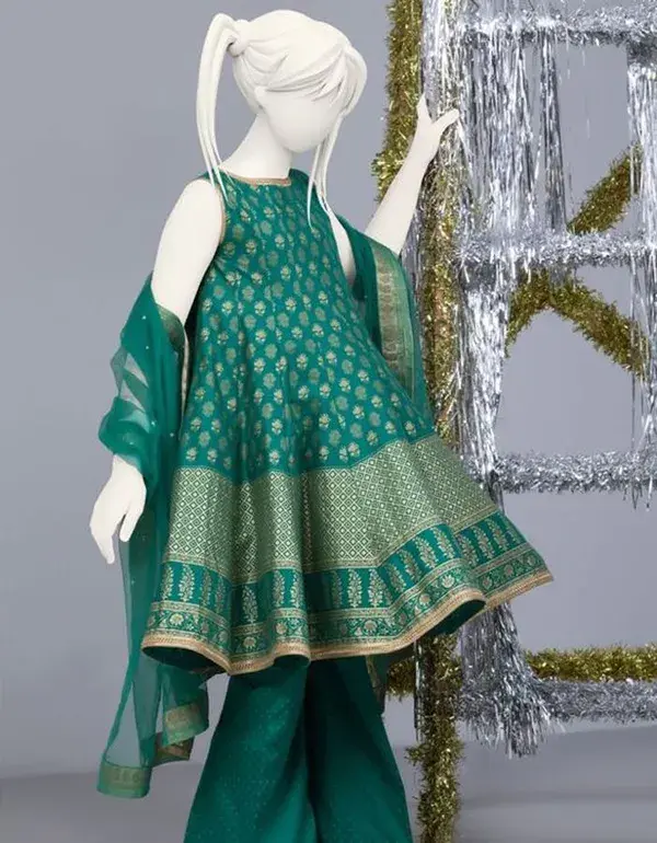 Latest #Short #Frocks Designs | #Peplum #Tops Designs | New Frocks Designs For #Girls On #Eid | Fash