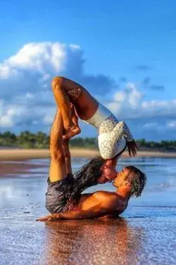 Couples Yoga, Beach Yoga, Couple Goals, Yoga Poses, Acro Yoga, Fitness, Fit Couple, Namaste, Workout