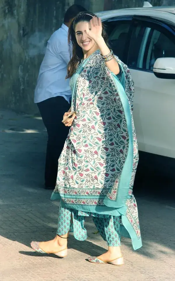 sara ali khan