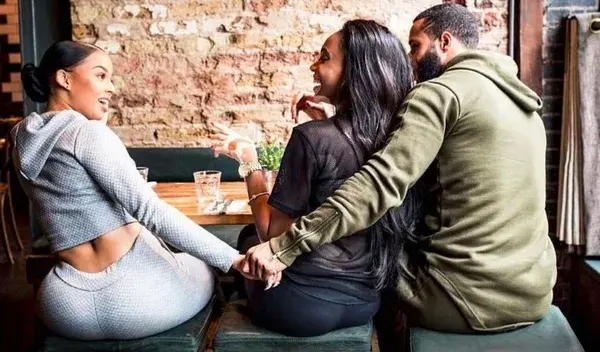 4 reasons why cheating happens even in happy relationships