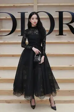 Jisoo Dior's Seoul Runway Show