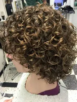 www.naturallycurly.com