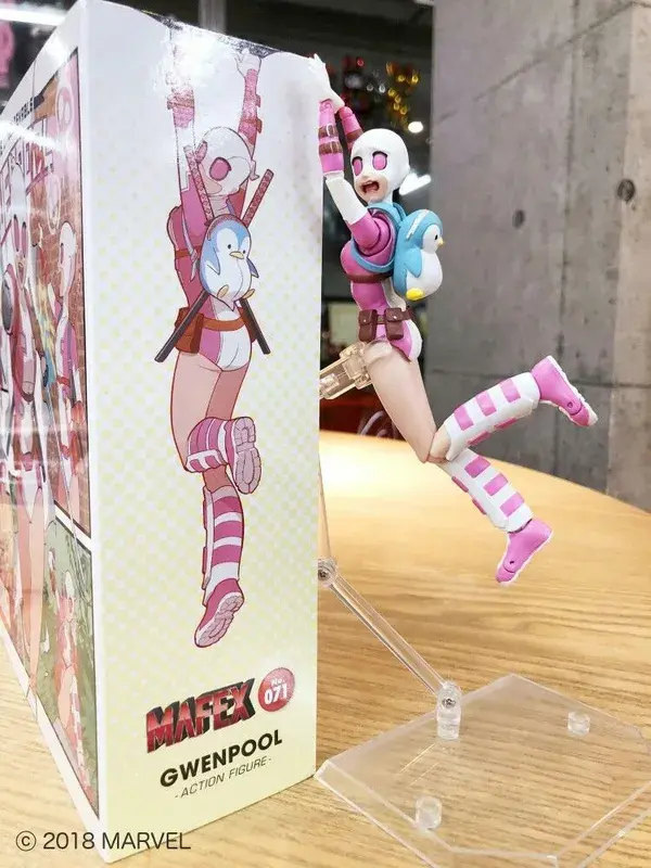 Gwenpool mafex