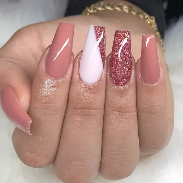 40+ Cute Valentines nails that are trendy af for 2021