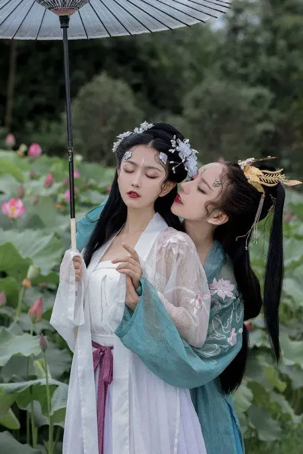 Hanfu Couple