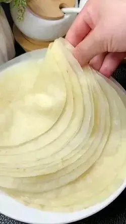 Crispy Multilayered Garlic Paratha | Unique Style Garlic Paratha ❤️#KitchenByMB
