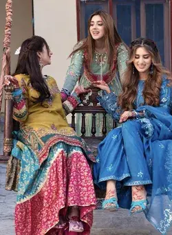 Mirza sisters