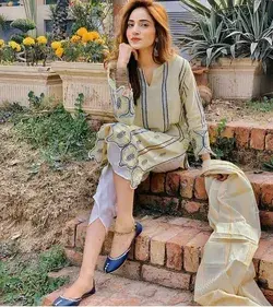 Latest Trendy Stylish  Sleeves 2022 Newest designing Detailing by Kushi Maqbool Daughter