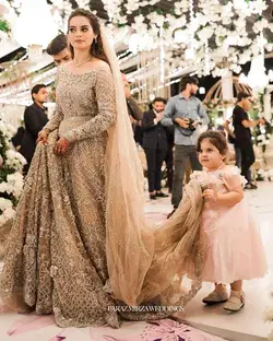 15 Unique Ideas For Brides To Walk Down The Aisle - Bridal Entrance with kids