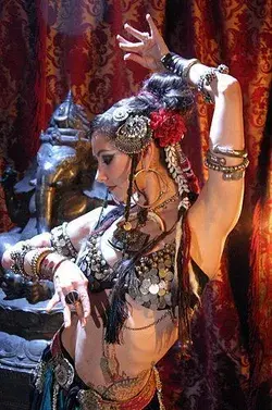 Moria Chappell | Belly Dance Outfit