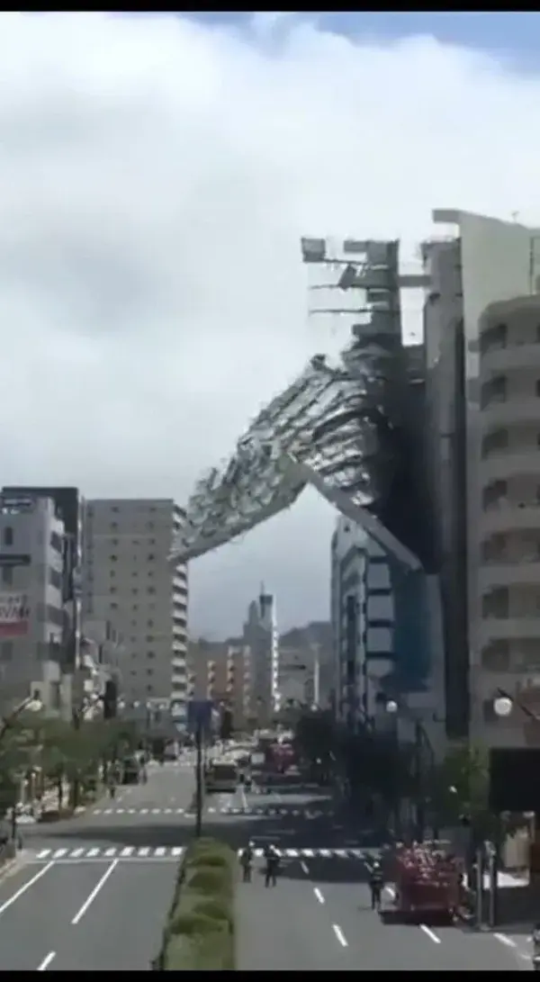 Person accidentally crashes their car through a mall in Germany