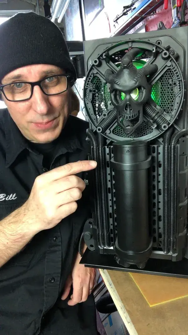 HR GIGER Tribute Gaming PC Build & Case Mod by Mnpctech