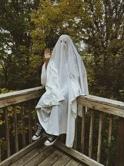 ghost photo shoot