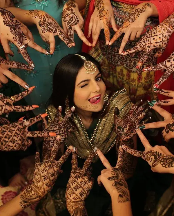 Mehendi Poses for Bride