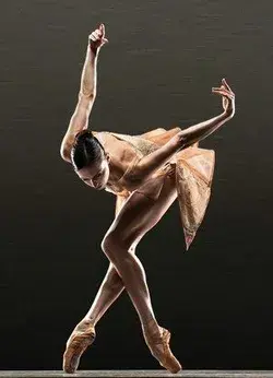 www.dancespirit.com